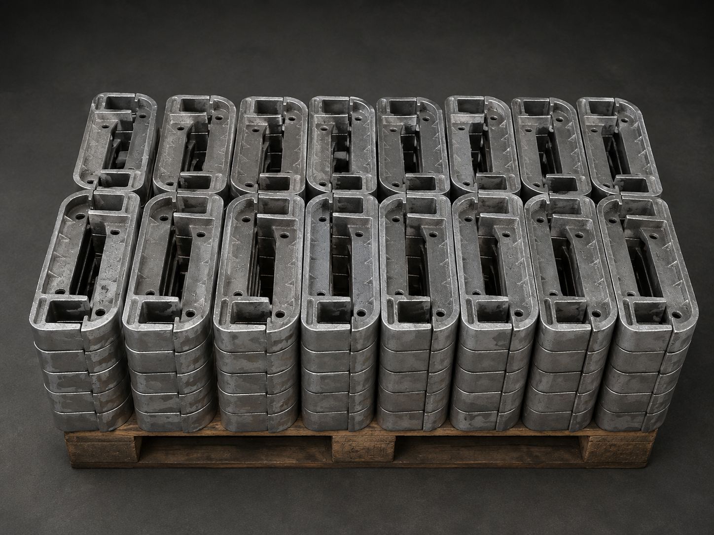 Heat-resistant cast grates for solid-fuel boilers